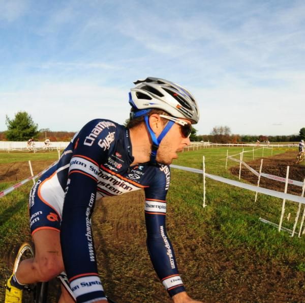 Chris Jones (Champion Systems) cornering.