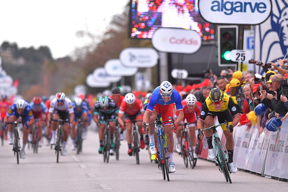 Dylan Groenewegen beats Arnaud Demare to win stage 1 at Volta ao Algarve
