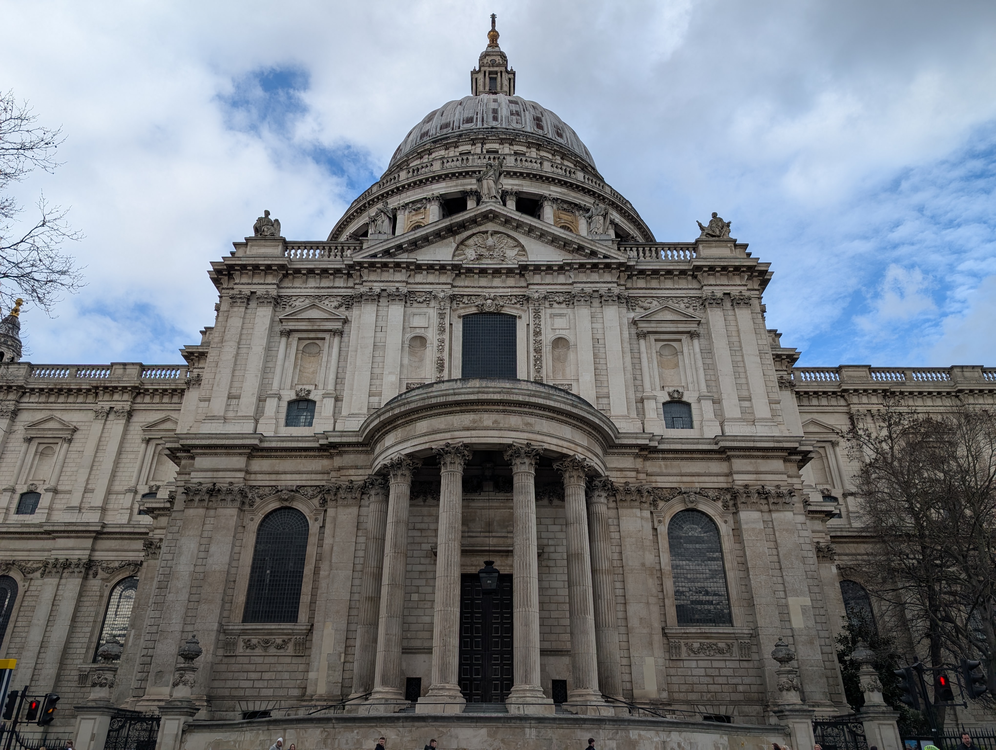 Google Pixel 9 Pro camera sample St Pauls