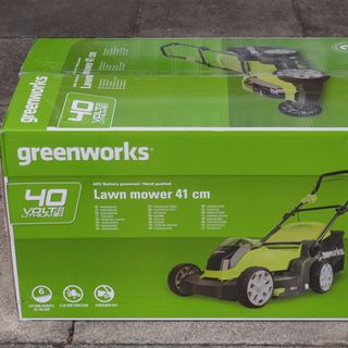 Greenworks G40LM41 40V 41cm Lawn Mower during testing