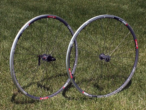DT Swiss tackles the mid-range wheel market with the new R 1600 clincher road wheels.