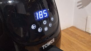 Close-up on Tower Vortx 4L air fryer's control panel