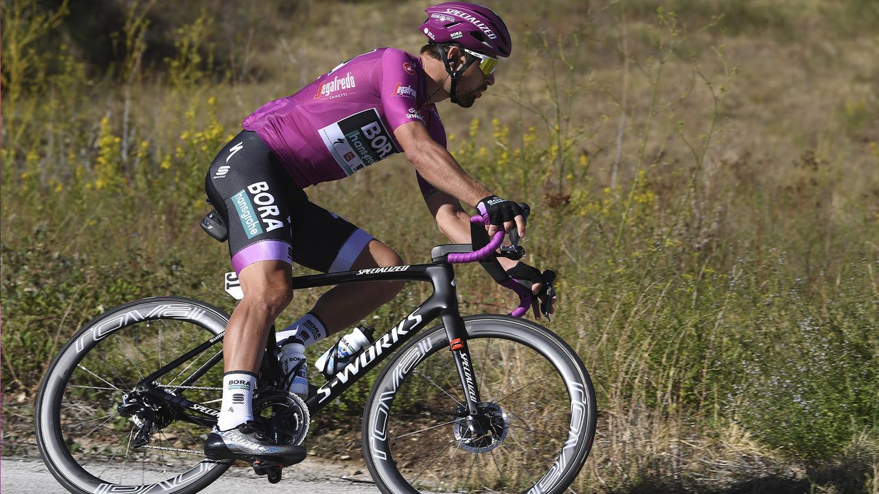 Giro custom tech