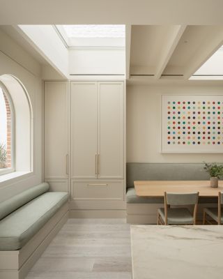 Interior of finely tuned extension at Arch house by Flower Michelin, defined by arch architecture