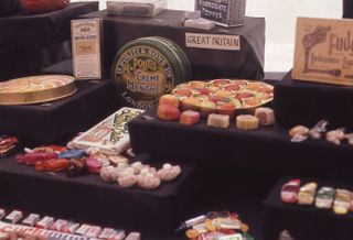 Sweets, 1973, installation view at Whitechapel Gallery