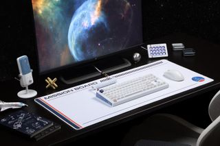 Shots of the keyboard, keys, cable, and deskmat included in the Drop x Starfield collab