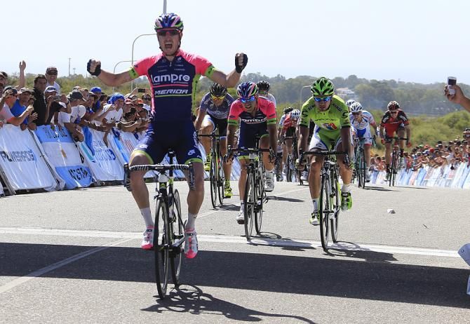 Sacha Modolo (Lampre-Merida) wins in San Luis over Peter Sagan (Cannondale)