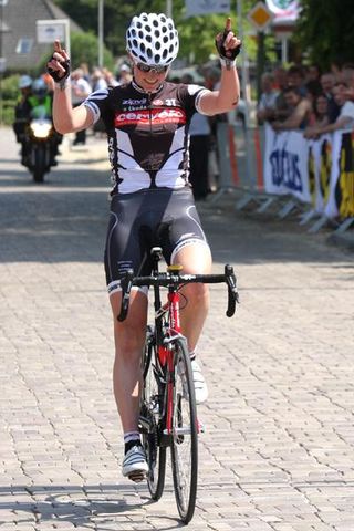 Regina Bruins (Cervelo TestTeam) was nearly one minute ahead of her teammate.