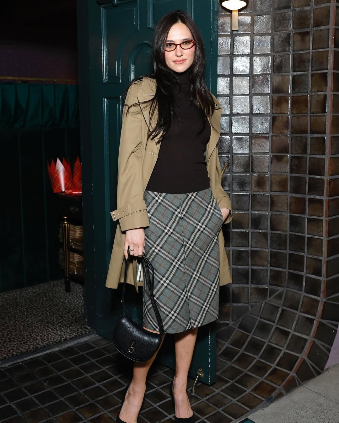 fashion people in fall outfits