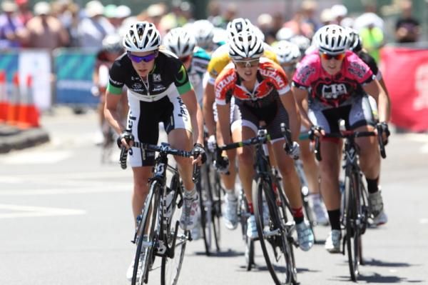 Tiffany Cromwell (GreenEDGE) accelerates out of a corner