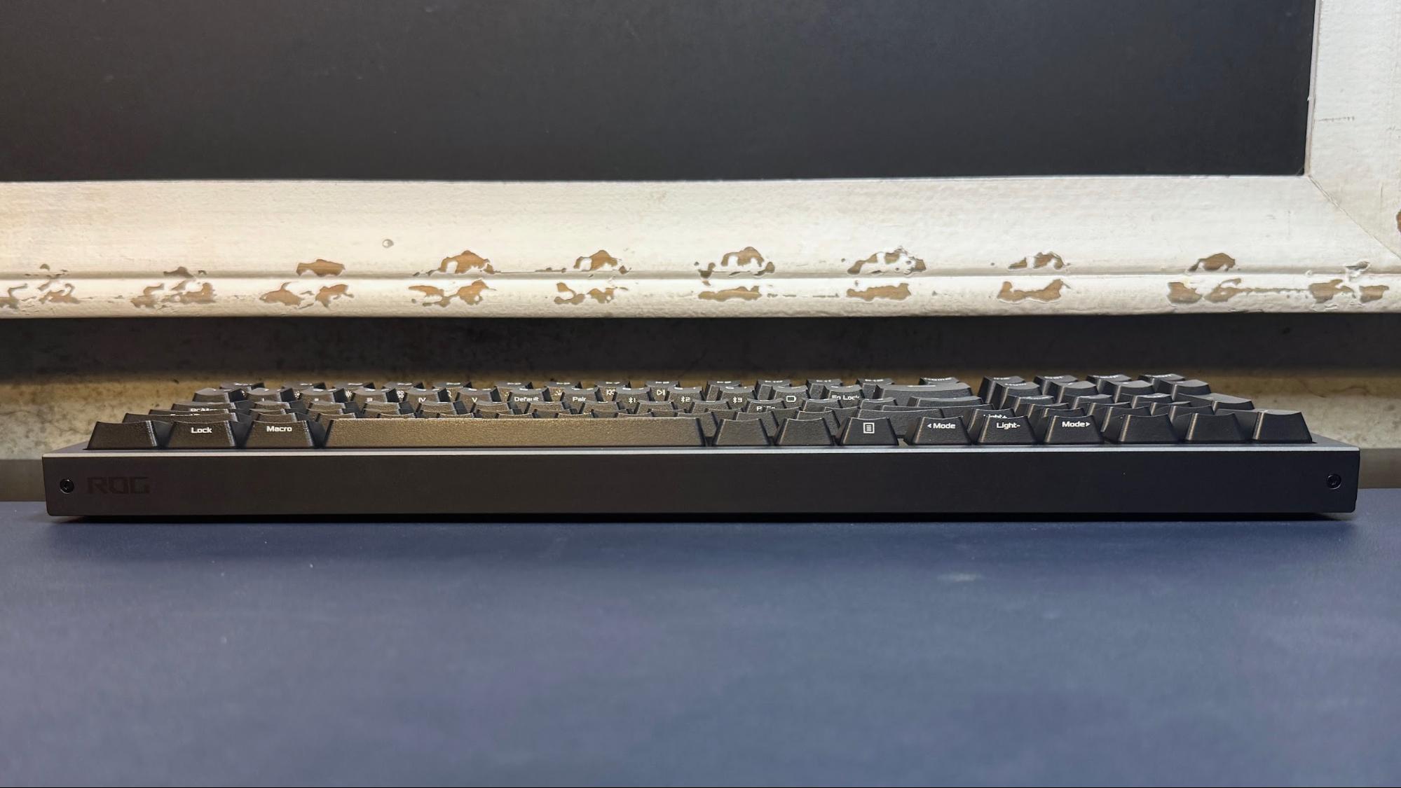 Asus ROG Strix Morph 96 Wireless