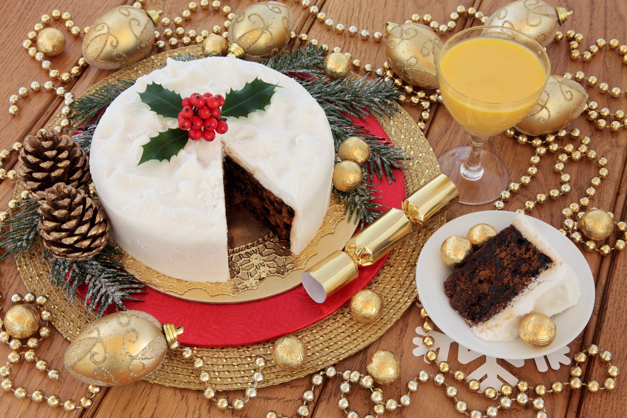 13-of-the-best-boozy-christmas-party-food-and-drink-recipes-4-1556668972-07t5.jpg
