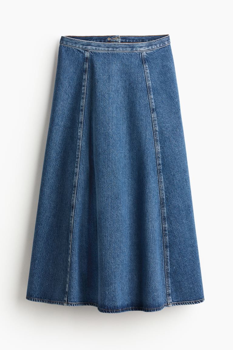 H&M’s New Collection Is Full of Chic Spring-Ready Styles H&M’s New Collection Is Full of Chic Spring-Ready Styles