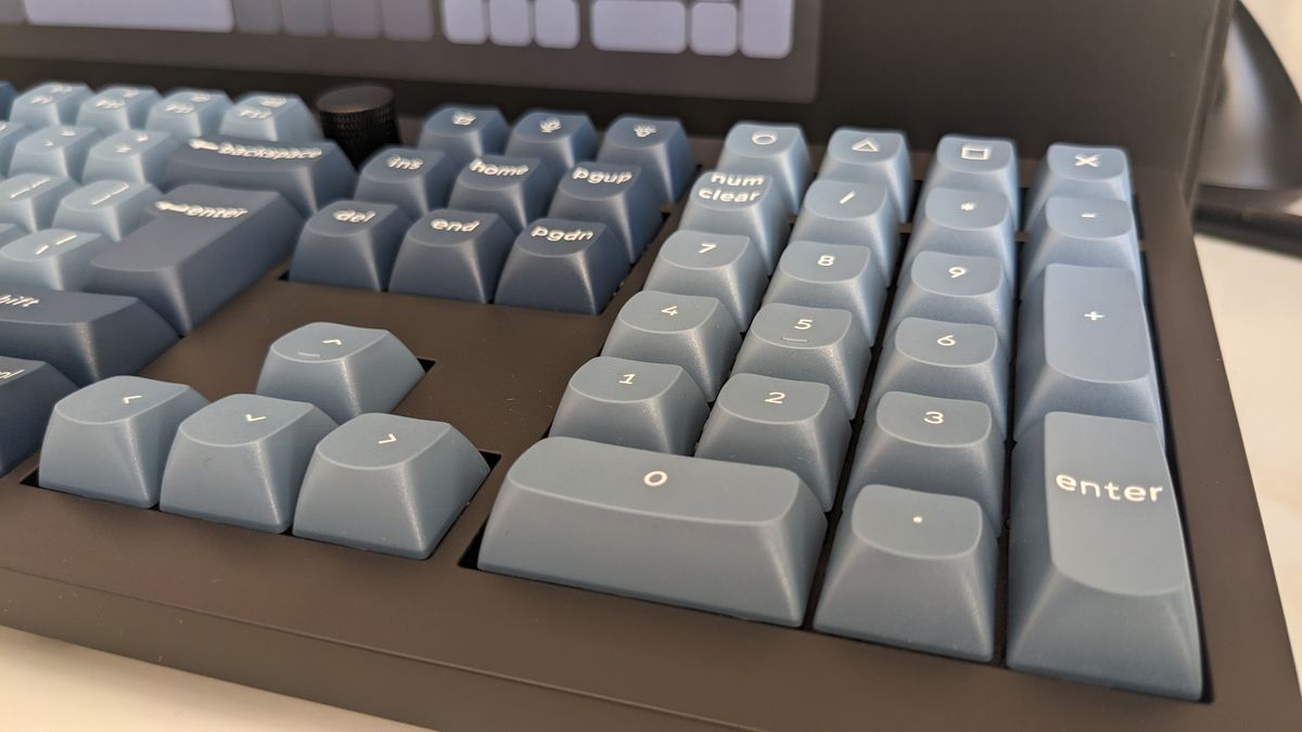 Keychron V6 Max mechanical keyboard during our review