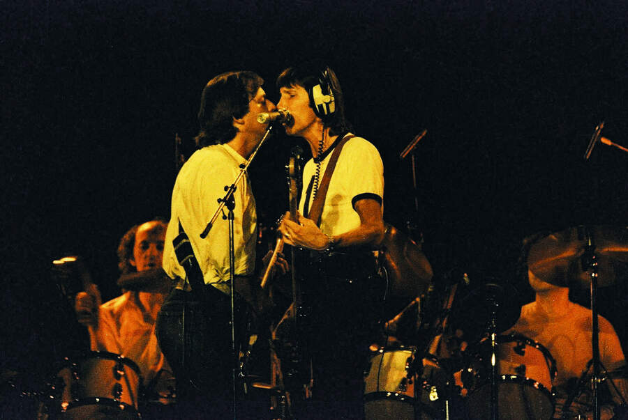 David Gilmour and Roger Waters of Pink Floyd perform on stage at Earls Court Arena on 'The Wall' tour, on August 7th, 1980 in London