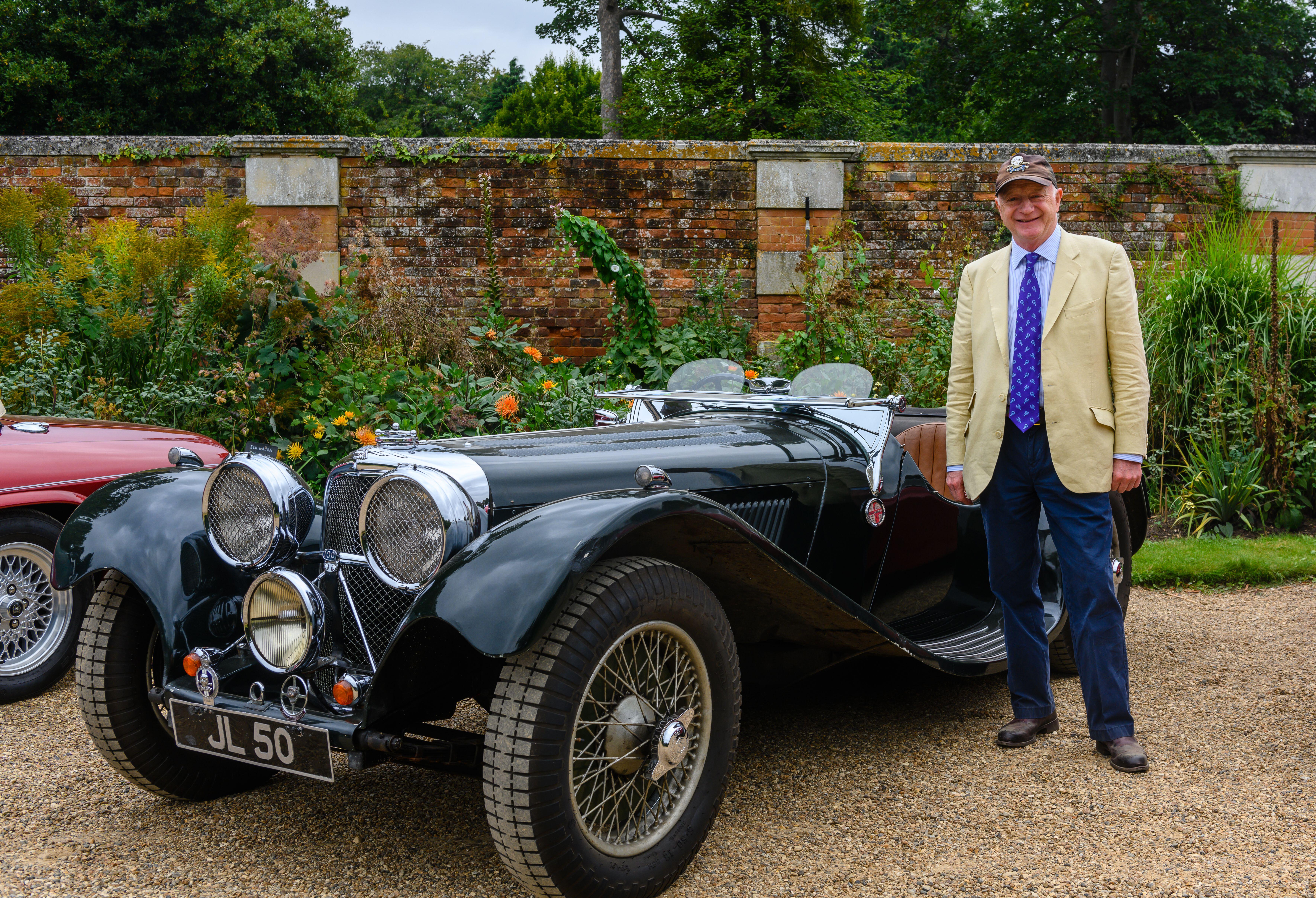 Stuart Leasor with his classic Jaguar SS100 JL50 at the Concours of Elegance 2021
