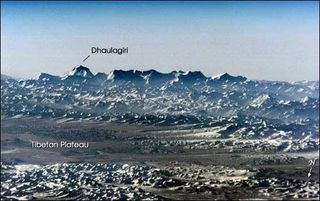 highest-himalayan-mountain-dhaulagiri-7-100809-02