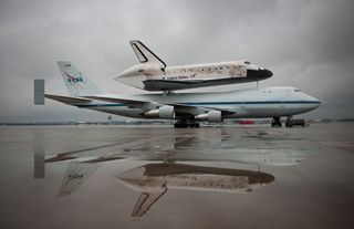 Space Shuttle Discovery Ready For Demate