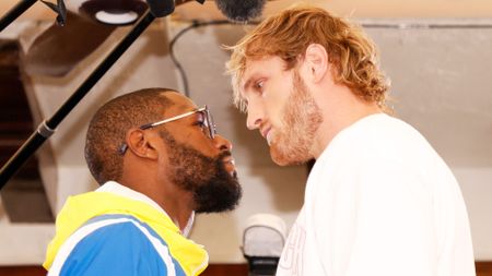 live stream Floyd Mayweather vs Logan Paul