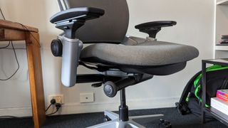Steelcase Leap chair controls