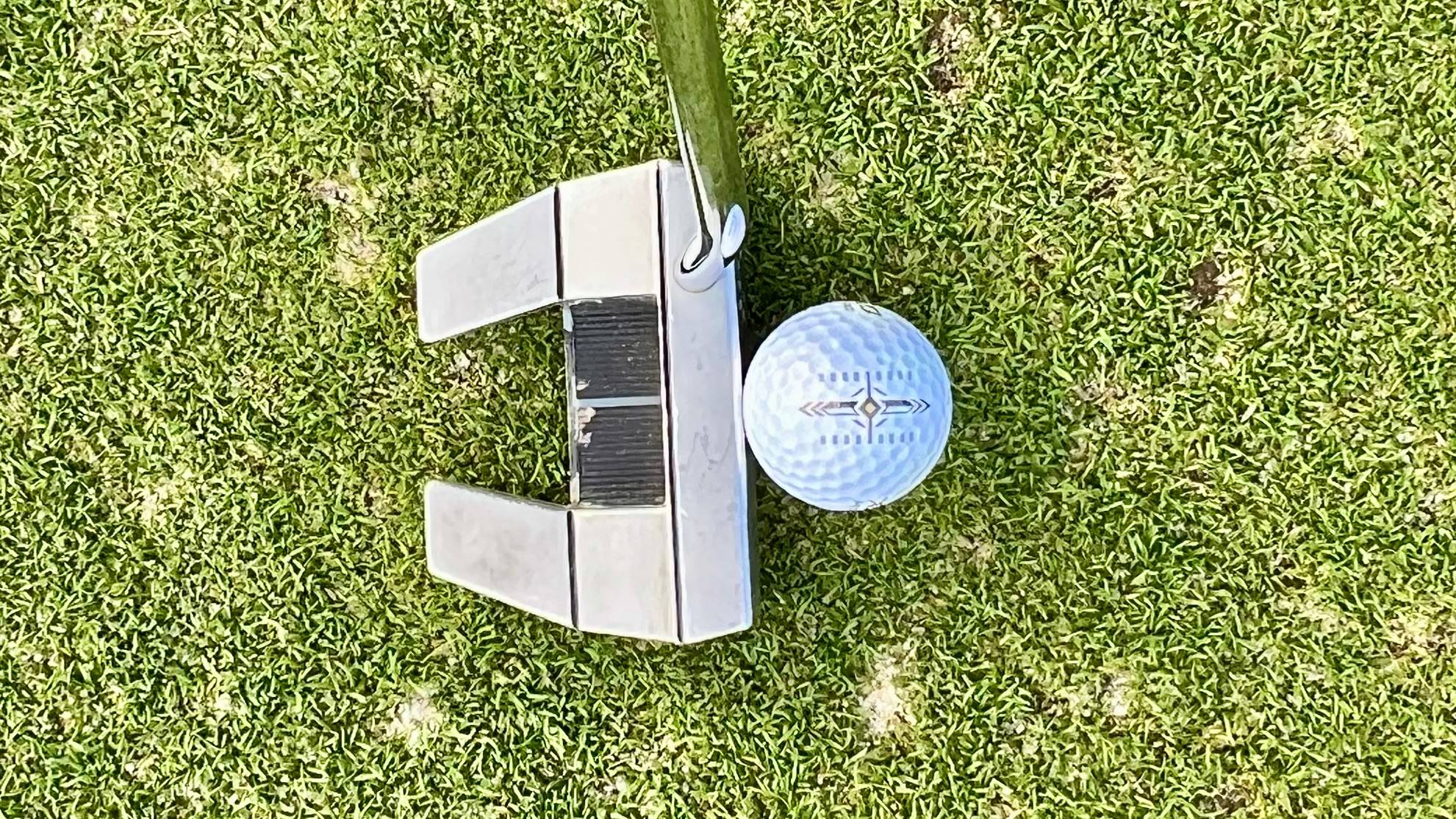 XXIO Hyper RD golf ball