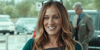 Sarah Jessica Parker All Roads Lead to Rome smile glasses on head