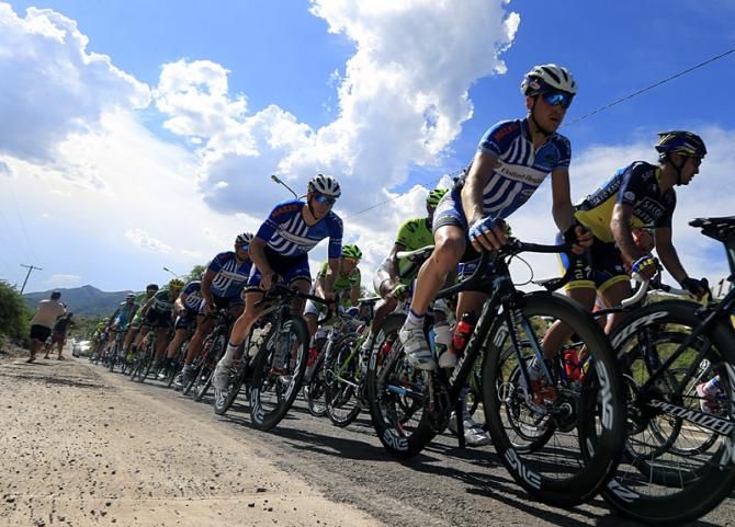 The peloton in action during the seventh and final stage of the Tour de San Luis.