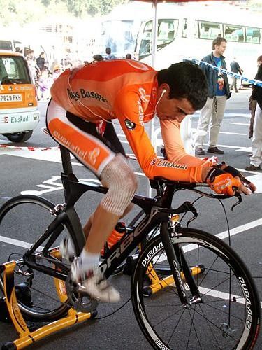 Egoi Martinez De Esteban (Euskaltel - Euskadi) prepares for the final stage.