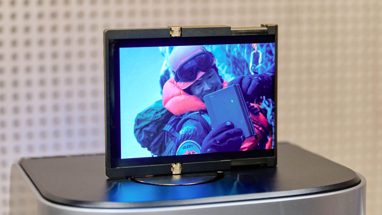 I just saw the future of phones inside Samsung Display with 2 jaw-dropping ‘slidable’ concepts