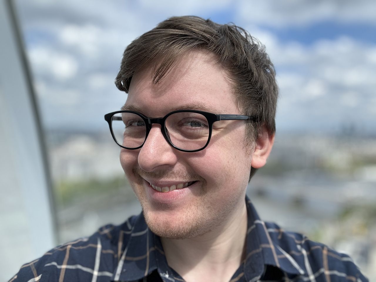 iPhone 15 Pro Max vs. Galaxy S24 Ultra vs. Pixel 8 Pro London Eye photos