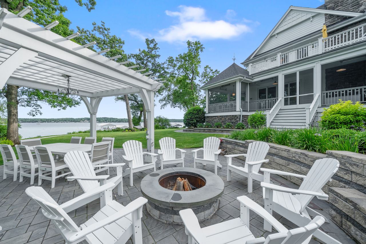 A home for sale on Lake Geneva in Wisconsin.