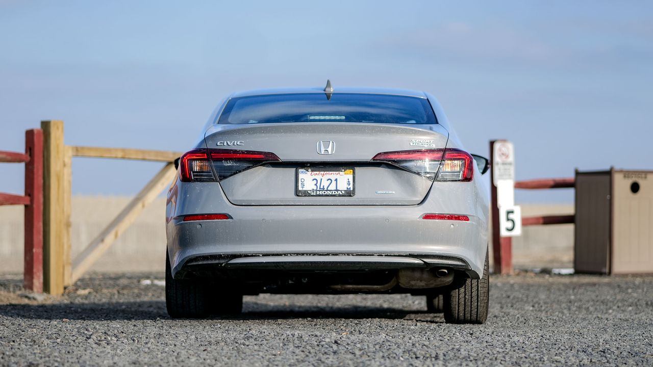 2025 Honda Civic Sport Touring Hybrid test drive review.