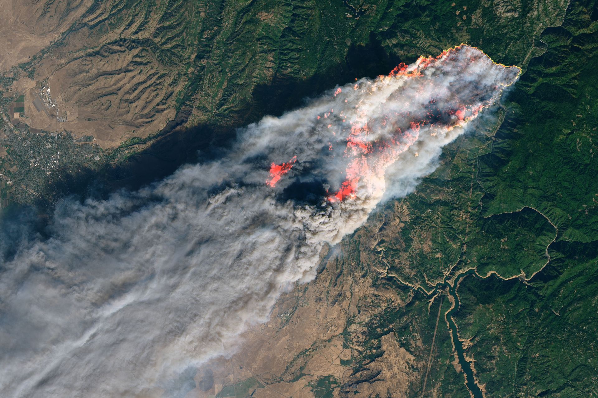 Raging California Wildfires Spotted From Space (Photos) | Space