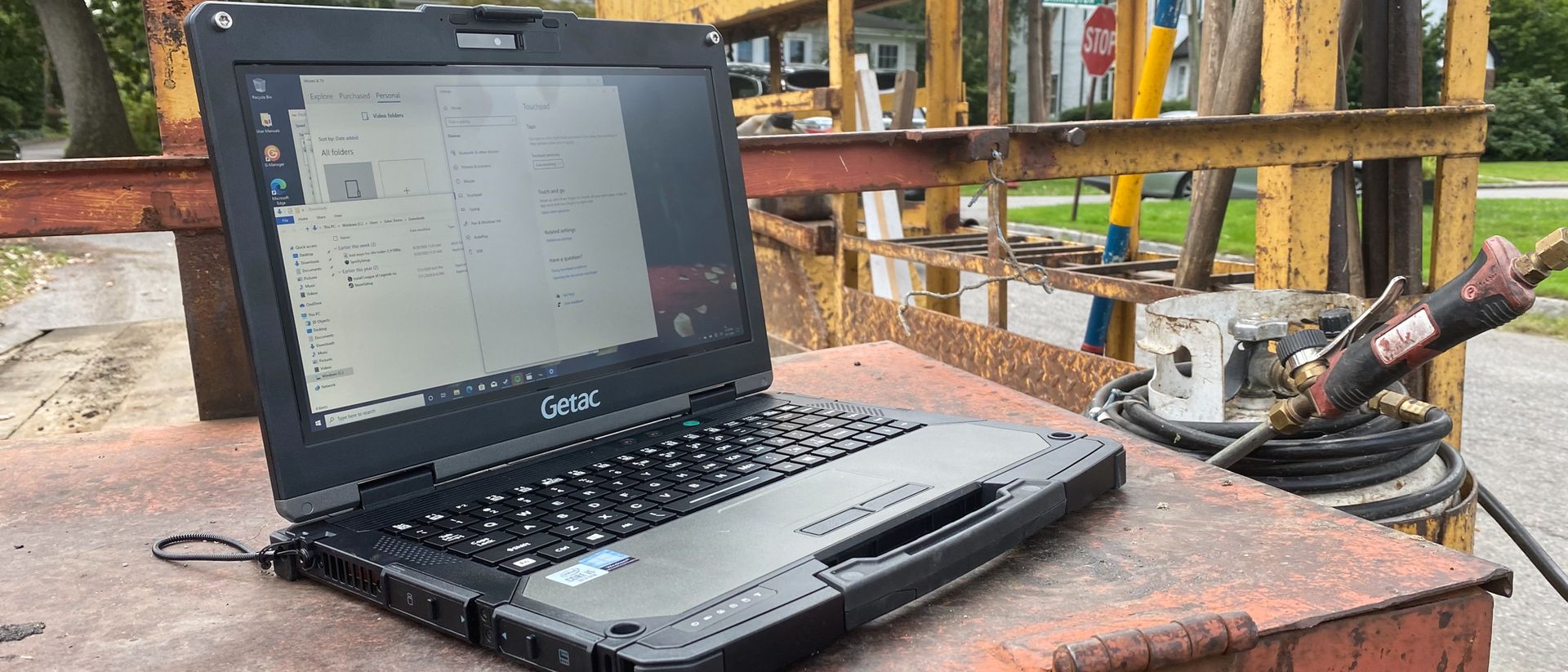 Getac B360 Rugged Notebook Review 