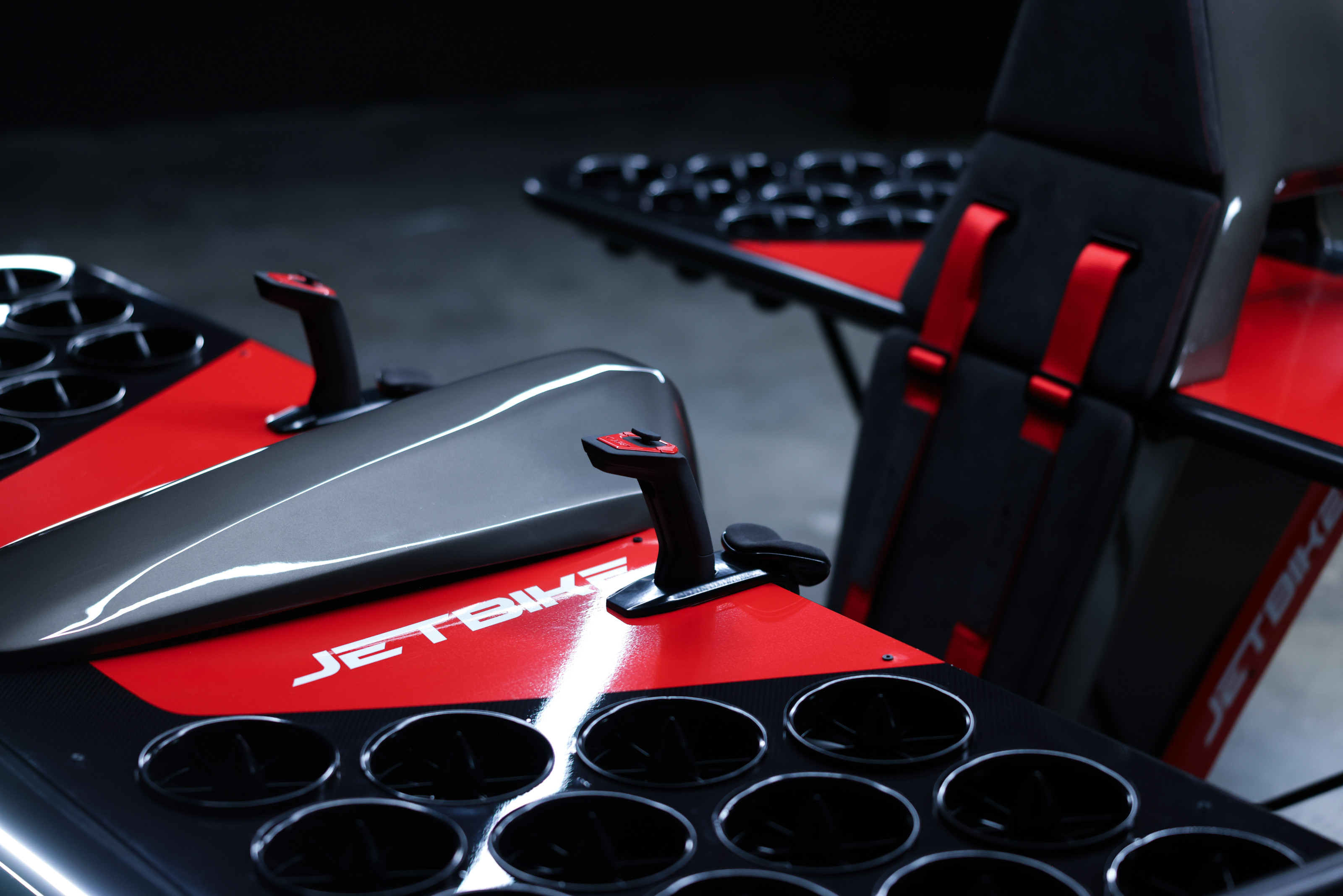 LEO JetBike cockpit and microjet detail