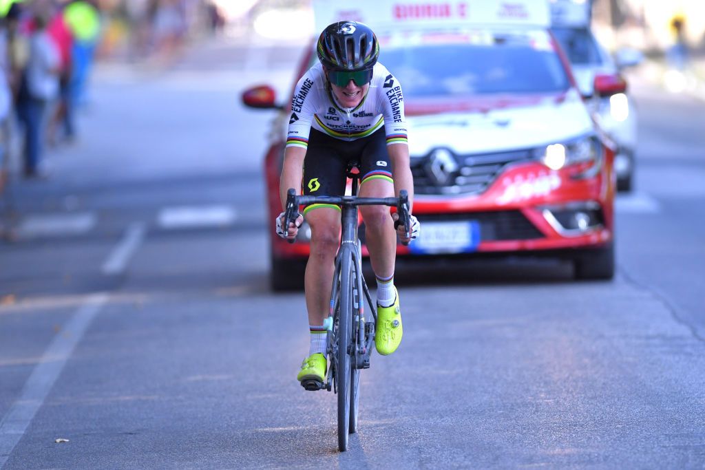 ARCIDOSSO ITALY SEPTEMBER 12 Annemiek Van Vleuten of The Netherlands and Team Mitchelton Scott Breakaway during the 31st Giro dItalia Internazionale Femminile 2020 Stage 2 a 1248km stage from Civitella Paganico to Arcidosso GiroRosaIccrea GiroRosa on September 12 2020 in Arcidosso Italy Photo by Luc ClaessenGetty Images