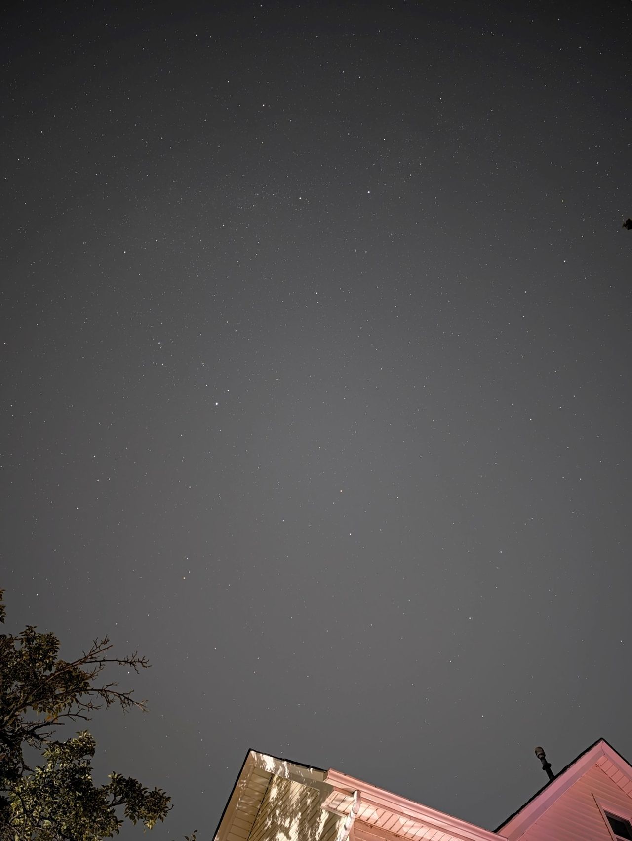 Google Pixel 11 Pro XL astrophotography sample.