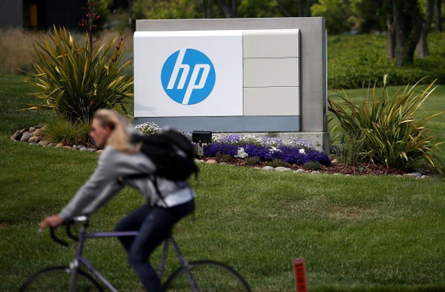 Report: Hewlett-Packard plans to break into two companies