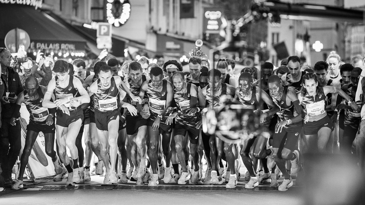 Runners starting the 10k race at Asics&#039; Festival of Running on 5 April 2024 in Paris