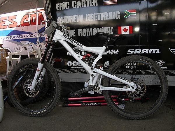 The Mongoose Pinn'R is geared a bit more towards freeride as evidenced by its single-crown fork.