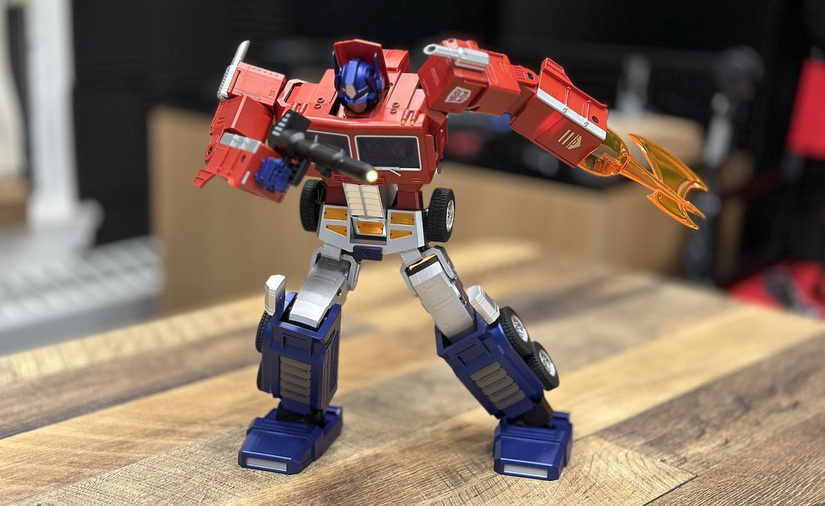 I just tried the self-transforming Optimus Prime Elite — and it's