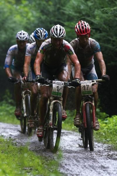 The beginning of the men's race.