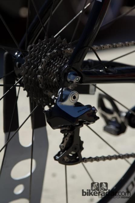 Shimano Dura-ace 9070 Di2 is a reliable choice