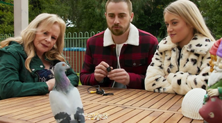 Sheila Canning, Kyle Canning, Roxy Willis and Gary in Neighbours