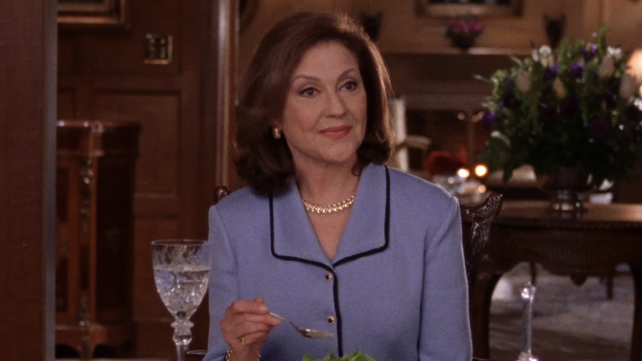 Emily Gilmore at dinner