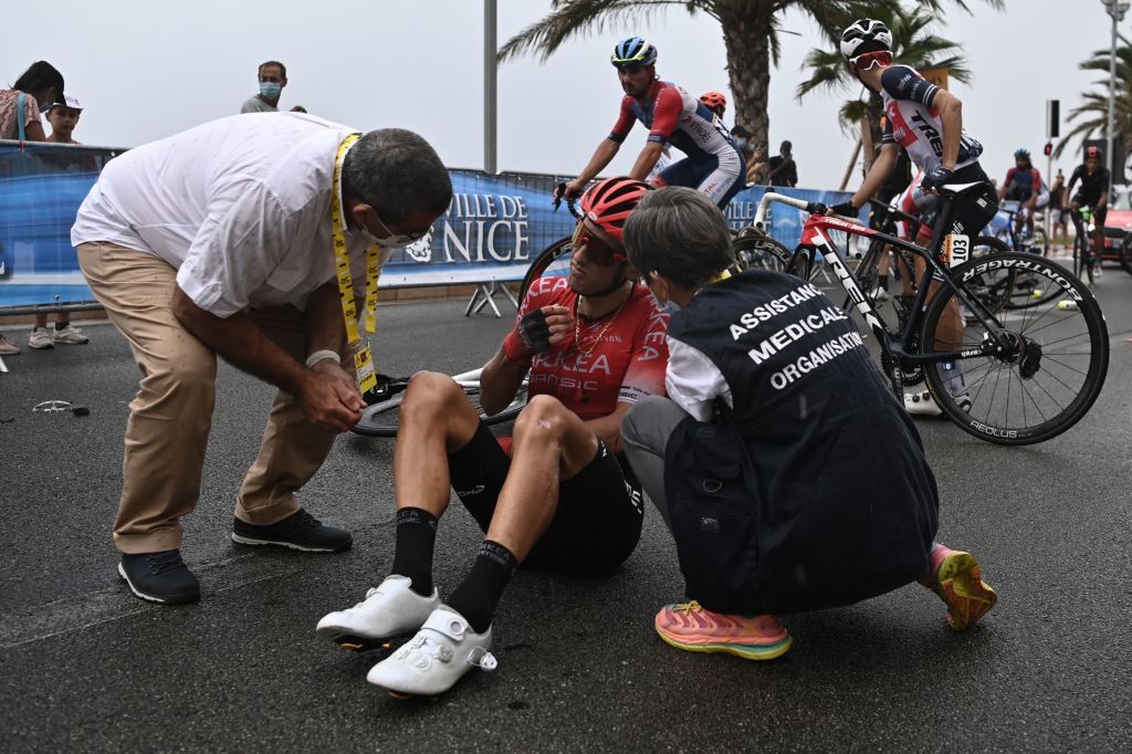 Kevin Ledanois (Arkea-Samsic) crashed in Nice