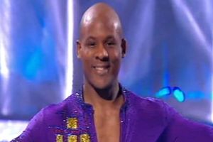 Dancing On Ice: Ellery Hanley skates off!