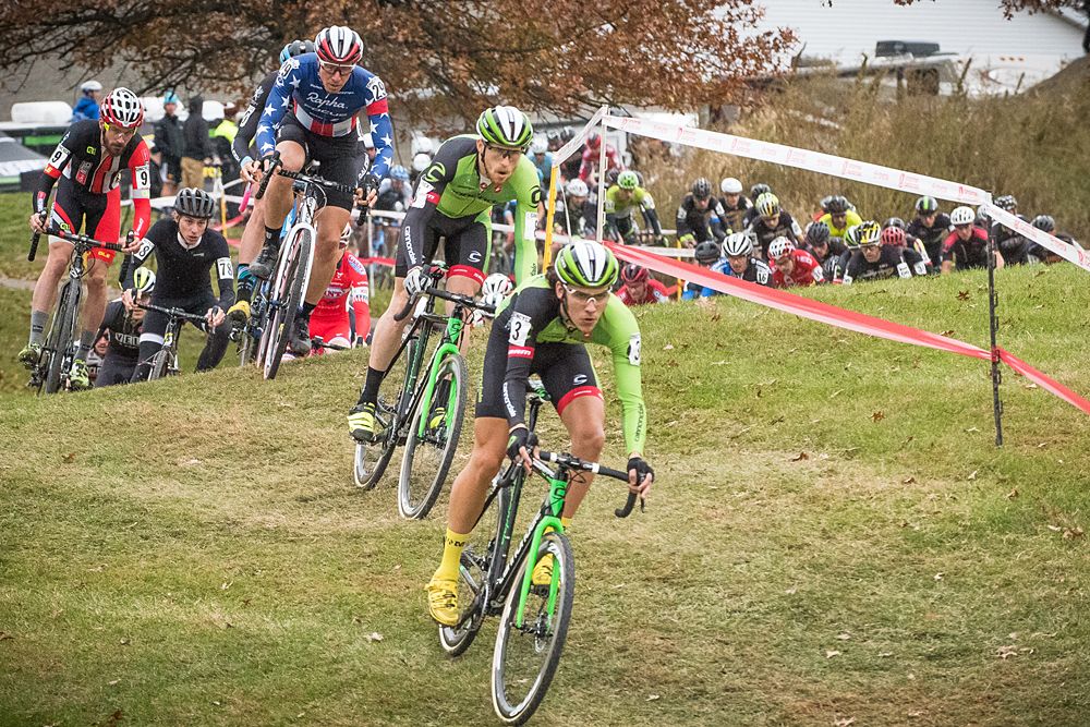 The elite men's race at Kings CX After Dark