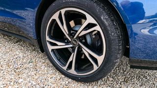 Audi e-tron GT wheel