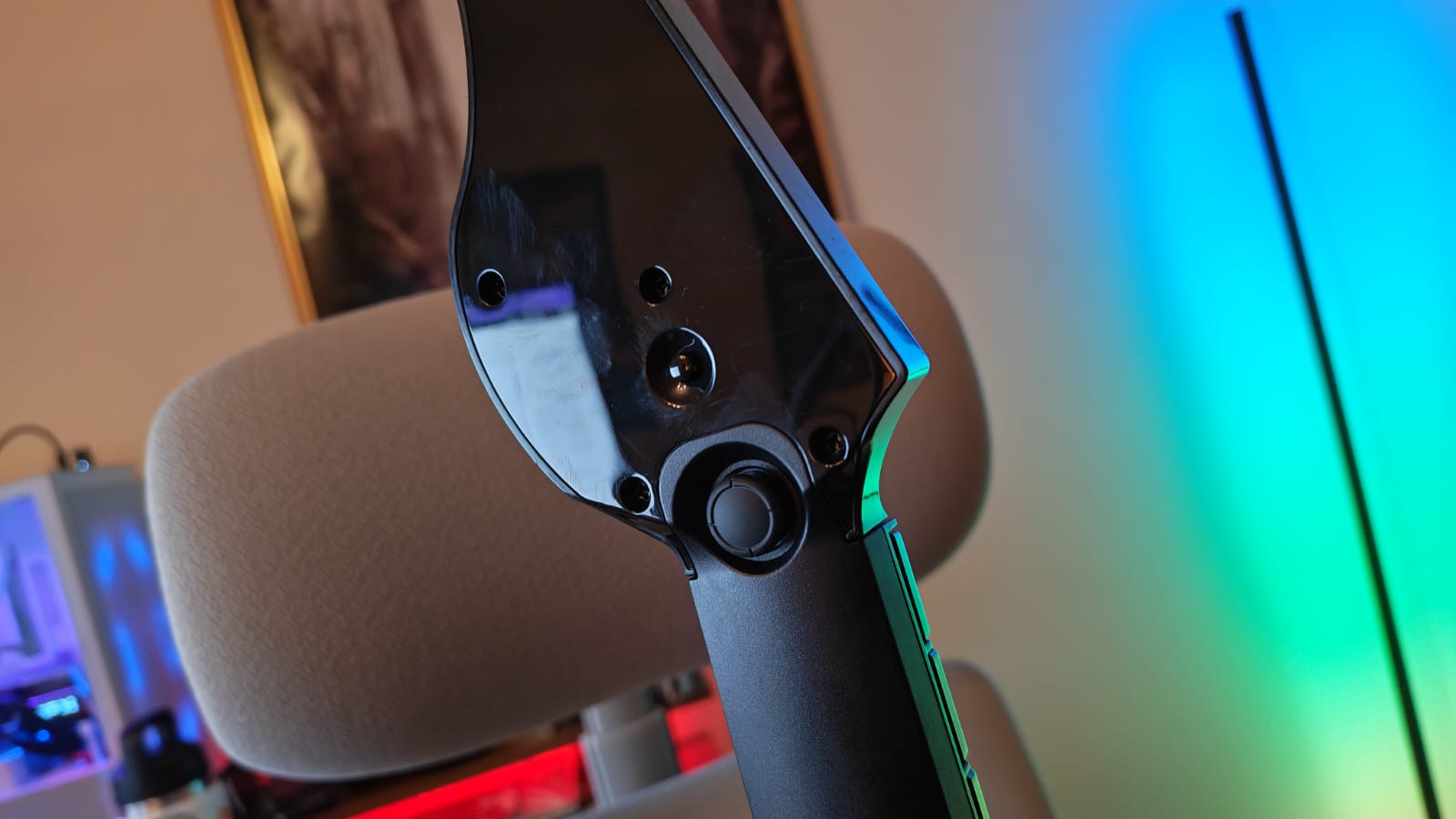 The thumbstick on the back of the PDP Riffmaster